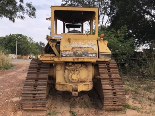 ขาย 530,000 บาท CATTERPILAR D5H เครื่องดี เกียร์ตัด. ระบบไฮโดลิกพร้อม โช่หนา แผ่นสวย เอกสารเล่มทะเบียน  รถอยู่ จ.ปราจีนบุรี โทร&amp;ไอดีไลน์ 0610710295