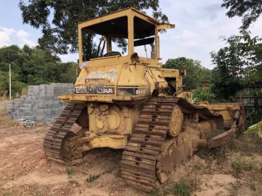 ขาย 530,000 บาท CATTERPILAR D5H เครื่องดี เกียร์ตัด. ระบบไฮโดลิกพร้อม โช่หนา แผ่นสวย เอกสารเล่มทะเบียน  รถอยู่ จ.ปราจีนบุรี โทร&amp;ไอดีไลน์ 0610710295