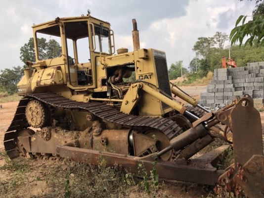 ขาย 530,000 บาท CATTERPILAR D5H เครื่องดี เกียร์ตัด. ระบบไฮโดลิกพร้อม โช่หนา แผ่นสวย เอกสารเล่มทะเบียน  รถอยู่ จ.ปราจีนบุรี โทร&amp;ไอดีไลน์ 0610710295