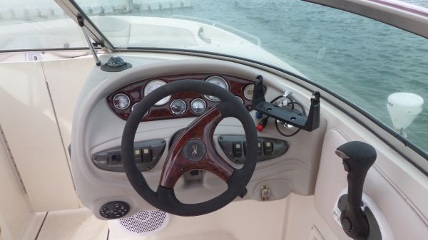ขายเรือนำเข้า Monterey Montura 248 LS