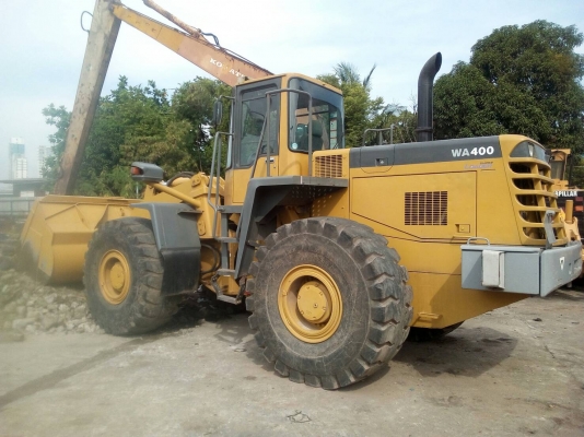 KOMATSU รุ่น WA 400-3