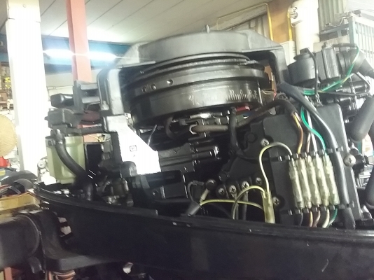 ขายเครื่องmercuru15hpหางสั่น