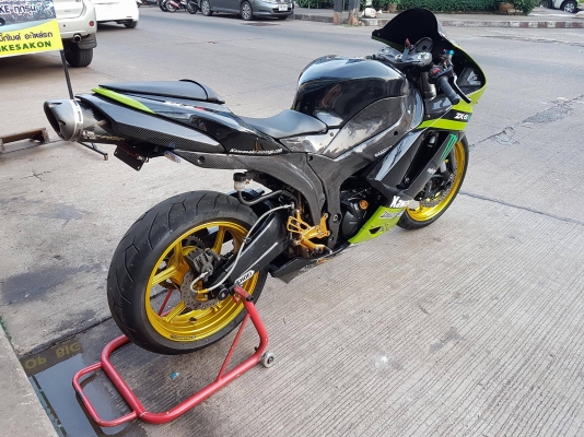 ขายแลกเทิร์นคับ KAWASAKI NINJA ZX636 ปี2008 สีสวย ของแต่งเต็ม อินวอยร์ สรรพสามิตร ราคา 129000 บาท  รายการของแต่ง - เกียร์โยงแต่ง - หุ้มคาร์บอนเกือบทั้งคัน - ท่อแต่ง TWO BROTHER  ส่งได้ทั่วไทยคับ สนใจติดต่อ 081-0578282 FACEBOOK ชาญณรงค์ ป๊อป ชัยอมฤต ไอดีไล