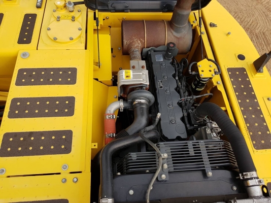 ขายด่วน!! KOMATSU  PC200-8MO  4000 ช.ม. สภาพสวยค่ะ