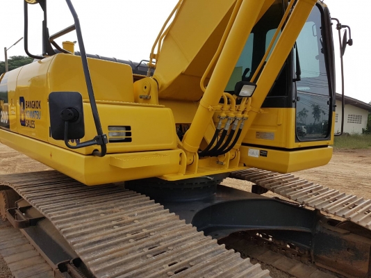 ขายด่วน!! KOMATSU  PC200-8MO  4000 ช.ม. สภาพสวยค่ะ