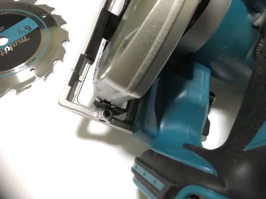 เลื่อยวงเดือน ไร้สาย makita 18V เลื่อยวงเดือน ไร้สาย makita 18V
