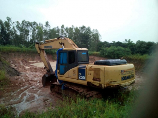 เครื่องปั้มดีโซ่ใบได้ไฟเต็มเอวต้องเปลื่ยนแต่มีเอวมือ2 ขายอยุ่ใกล้ๆกันราคาไม่แพงบอดี้สวยมีกรัจกหน้าแตกโดนกิ่งไม้ ราคานี้แถมโซ่ใบ2 เส้นสนใจสอบถามรายละเอียดเพิ่มเติม 0835601591หรือ 0903494058 ไอดีไลน์ 0835601591