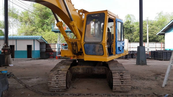 komatsu pc200-2 komatsu pc200-2