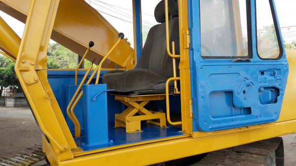 komatsu pc200-2 komatsu pc200-2