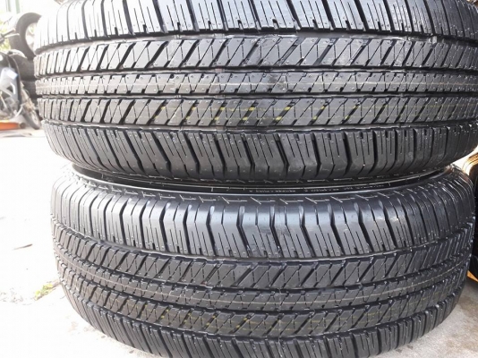 ขายยางป้ายแดงปี17 bridgestone dueler 265/65r17สนใจติดต่อร้าน ก.เจริญการยางครับ 081-3747940