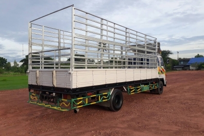 ISUZU ROCKY 195 แรง ยาง 825 ขอบ 16 ยาว 6.2 ม. เครื่องดี ยางดี ครัทซีสวย ขาย 550,000 บาท ศุภากร 081-1 ISUZU ROCKY 195 แรง ยาง 825 ขอบ 16 ยาว 6.2 ม. เครื่องดี ยางดี ครัทซีสวย ขาย 550,000 บาท ศุภากร 081-1