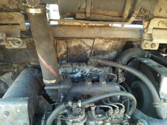 ขายรถขุด รถบ้าน ยี่ห้อ KOMATSU รุ่น  PC30UU-3  คอนโทรนน้ำมัน/ออฟเซ็ทบูม / ปั้มนิ้ว /เครื่องยนต์  3TN84E  ขายถูกตามสภาพสนใจ 089-2619445