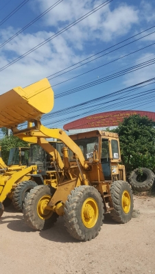 ขายรถตัก ยี่ห้อ KOMATSU  รุ่น JH30B  ราคาถูก สภาพดี สนใจติดต่อคุณรัตนศักดิ์ โทร.081-7621704
