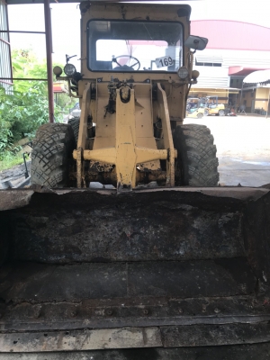 ขายรถตัก ยี่ห้อ KOMATSU  รุ่น JH30B  ราคาถูก สภาพดี สนใจติดต่อคุณรัตนศักดิ์ โทร.081-7621704