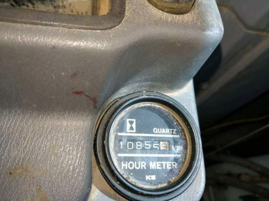 รถบ้านฝากขาย  KOBELCO SK120-3  มาร์คไฟว์  ซุปเปอร์  เก่าใน  สภาพดี  แอร์เย็น โซ่ใหม่  เครื่องเสียงพร้อมใช้  เอกสารอินวอย  โทร 089-3818694  ดวงนภา