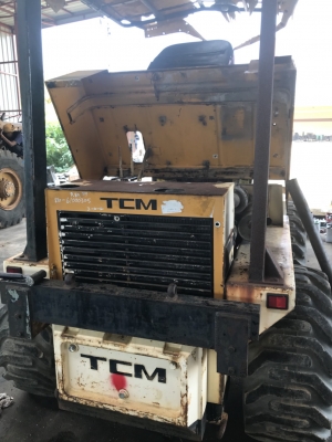 ขายรถตัก ยี่ห้อ TCM-810 เทอร์โบ ราคาถูก สภาพดี สนใจติดต่อคุณรัตนศักดิ์ โทร.081-7621704