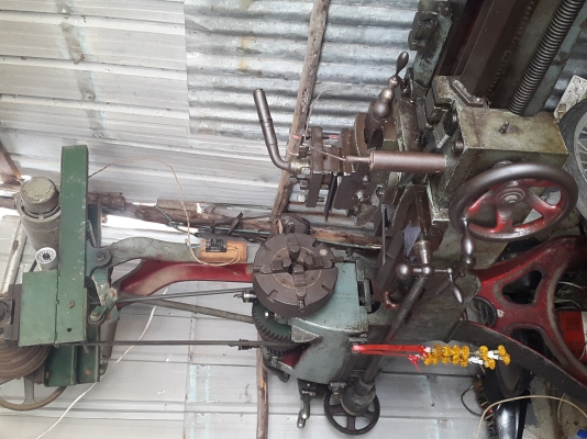 เครื่องกลึง 6 ฟุต รุ่นเก่า เพลาเดียว ไฟบ้าน ใช้งานปกติ เดินฟิตออโต้ 30,000 เครื่องกลึง 6 ฟุต รุ่นเก่า เพลาเดียว ไฟบ้าน ใช้งานปกติ เดินฟิตออโต้ 30,000