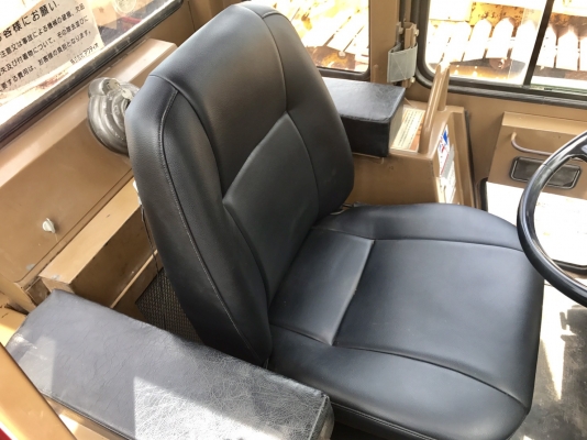 ขายรถตักล้อยาง CATERPILLAR 910F ขั่วโมงน้อย นำเข้าจากญี่ปุ่นพร้อมใช้ครับ สนใจติดต่อ 063-9316985 ID LINE : 0639316985