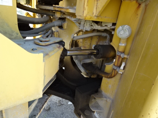 รถอยู่ต่างประเทศ รถตักแคท950G # 5MW0 สนใจสอบถาม 062-709-1747