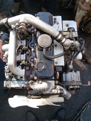 เครืรองนิสสัน TD27 เทอร์โบสวยๆไม่มีไอ