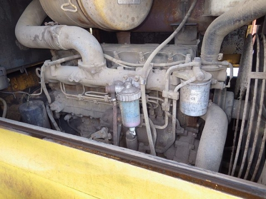 ขายรถตัก ยี่ห้อ TCM รุ่น E835