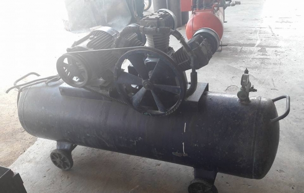 ปั๊มลมฟูเซ็ง(ใต้หวันแท้)พร้อมใช้งาน ปั๊มลมฟูเซ็ง(ใต้หวันแท้)พร้อมใช้งาน