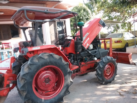 ขอท่านที่พร้อมและต้องการรถจริง ๆ ครับ L4508 รถ ปี 52 สภาพพร้อมใช้ ใบดันหน้า ฝานหลัง 24 นิ้ว เต็ม ๆ เล่มพร้อม ราคาต่อรองกันได้ อุปกรณ์เปลี่ยนหลายชิ้น ซีลล้อหน้า หลัง เปลี่ยนใหม่