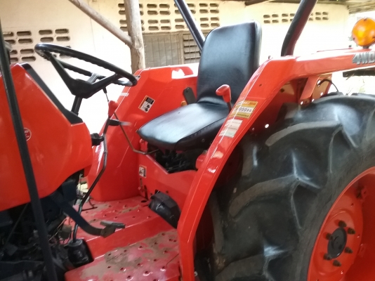 ขอท่านที่พร้อมและต้องการรถจริง ๆ ครับ L4508 รถ ปี 52 สภาพพร้อมใช้ ใบดันหน้า ฝานหลัง 24 นิ้ว เต็ม ๆ เล่มพร้อม ราคาต่อรองกันได้ อุปกรณ์เปลี่ยนหลายชิ้น ซีลล้อหน้า หลัง เปลี่ยนใหม่