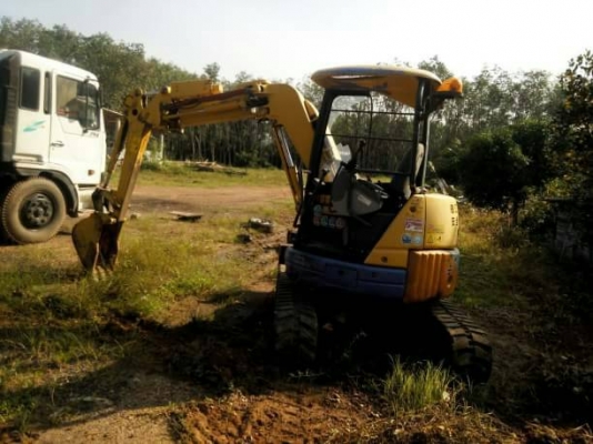 KOMATSU 30-7 UU เอกสารอินวอย ราคา 350,000 รถตรัง KOMATSU 30-7 UU เอกสารอินวอย ราคา 350,000 รถตรัง
