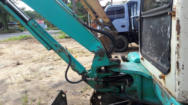 KOMATSU PC30-7E เอกสารอินวอย โซ่แผ่น ช่วงล่างใหม่ แอร์พร้อม ราคา 350,000 รถตรัง KOMATSU PC30-7E เอกสารอินวอย โซ่แผ่น ช่วงล่างใหม่ แอร์พร้อม ราคา 350,000 รถตรัง