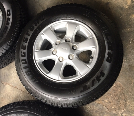 แม็กป้ายแดง ISUZU New D-Max 1.9 Blue Power ขอบ 16 พร้อมยาง Bridgestone 245-70-16 ปลายปี 16 ตุ่มยังอยู่