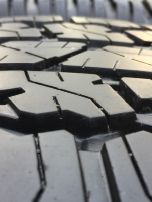 ยาง Bridgestone Dueler A/T D693 265 65 17 ปลายปี16 ดอกเต็ม ไม่มีปะ ใช้ยาว ราคาไม่แพง ยาง Bridgestone Dueler A/T D693 265 65 17 ปลายปี16 ดอกเต็ม ไม่มีปะ ใช้ยาว ราคาไม่แพง