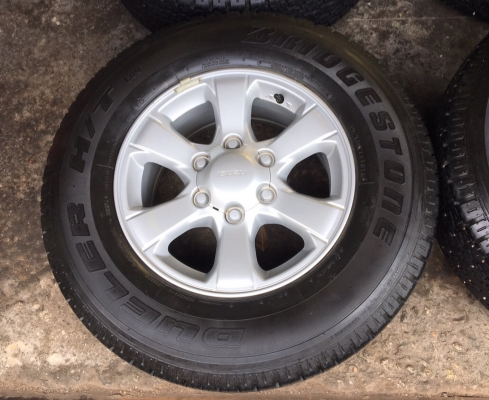 แม็ก ISUZU New D-Max 1.9 Blue Power ขอบ 16 พร้อมยาง Bridgestone 245-70-16 ปี 16