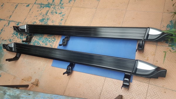 ขาย บันไดข้างและกันชนท้าย all-new D-max 2012 สีประตู