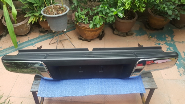 ขาย บันไดข้างและกันชนท้าย all-new D-max 2012 สีประตู