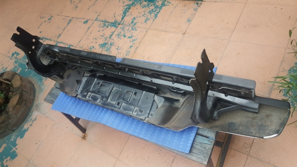 ขาย บันไดข้างและกันชนท้าย all-new D-max 2012 สีประตู