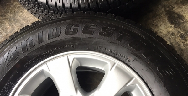 แม็กป้ายแดง ISUZU D-MAX Blue Power ขอบ 16 พร้อมยางป้ายแดง Bridgestone 245-70-16 ปี 17