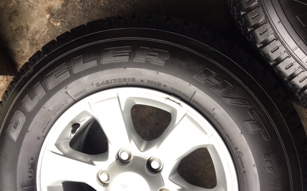 แม็กป้ายแดง ISUZU D-MAX Blue Power ขอบ 16 พร้อมยางป้ายแดง Bridgestone 245-70-16 ปี 17