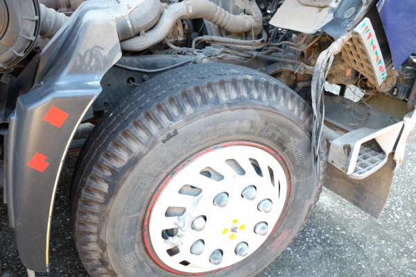 หาซื้อดาวร์รถบรรทุก  ยี่ห้อ hino รุ่น FM8J ปี55 250 แรงม้าที่ผ่อนไม่ไหว