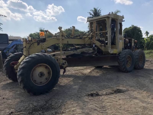 ขาย 285,000 บาท CATTERPILAR 12 F เครื่อง 13K-TURBO ระบบไฮโดรลิกสภาพพร้อมใช้. เอกสารชื้อขาย  รถอยู่  นครปฐม โทร 0610710295