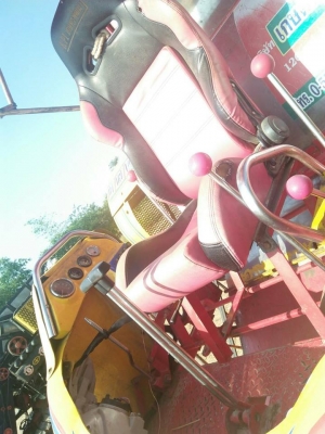 ขายรถเกี่ยวข้าวเกษตรพัฒนา ช้างน้อยปี55 เครื่องHINO160โบว์ ช่วงล่างดี เอกสารครบ