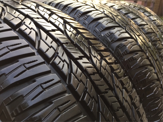 ยาง All Yokohama G015 รุ่นใหม่ล่าสุด 265 65 17 กลางปี16 ดอกเต็ม ไม่มีปะ เนื้อนิ่มๆ ใช้ยาว ราคาไม่แพง ยาง All Yokohama G015 รุ่นใหม่ล่าสุด 265 65 17 กลางปี16 ดอกเต็ม ไม่มีปะ เนื้อนิ่มๆ ใช้ยาว ราคาไม่แพง