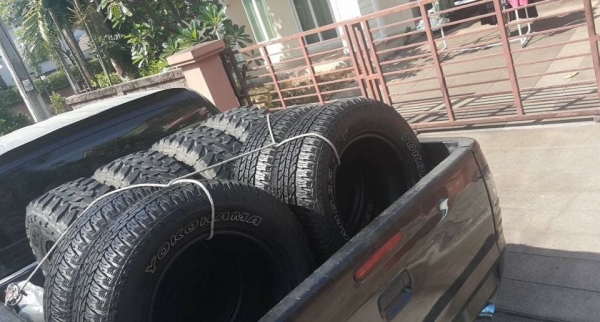 ยาง All Yokohama G015 รุ่นใหม่ล่าสุด 265 65 17 กลางปี16 ดอกเต็ม ไม่มีปะ เนื้อนิ่มๆ ใช้ยาว ราคาไม่แพง ยาง All Yokohama G015 รุ่นใหม่ล่าสุด 265 65 17 กลางปี16 ดอกเต็ม ไม่มีปะ เนื้อนิ่มๆ ใช้ยาว ราคาไม่แพง