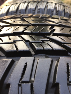 ยาง All Yokohama G015 รุ่นใหม่ล่าสุด 265 65 17 กลางปี16 ดอกเต็ม ไม่มีปะ เนื้อนิ่มๆ ใช้ยาว ราคาไม่แพง ยาง All Yokohama G015 รุ่นใหม่ล่าสุด 265 65 17 กลางปี16 ดอกเต็ม ไม่มีปะ เนื้อนิ่มๆ ใช้ยาว ราคาไม่แพง