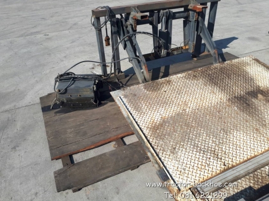 เข้ามาตัวนึงครับ ฝาปิดท้ายลิฟท์ ไฮโดลิค รถหกล้อ สิบล้อ มีอุปกรณ์ครบ เหล็กตีนไก่ เข้ามาตัวนึงครับ ฝาปิดท้ายลิฟท์ ไฮโดลิค รถหกล้อ สิบล้อ มีอุปกรณ์ครบ เหล็กตีนไก่