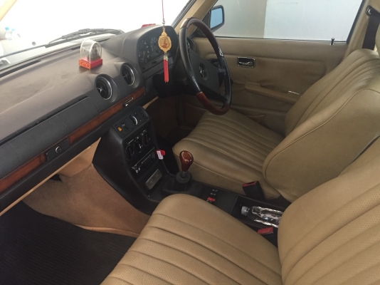 ขายถูก Benz W 123 Classic