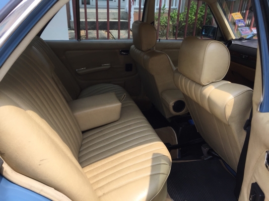 ขายถูก Benz W 123 Classic ขายถูก Benz W 123 Classic