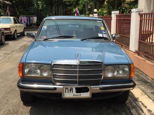 ขายถูก Benz W 123 Classic ขายถูก Benz W 123 Classic
