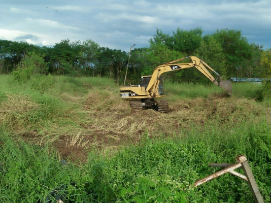 ขายCAT E120b สภาพพร้อมใช้งาน โทร0616613023