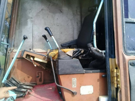 ขายCAT E120b สภาพพร้อมใช้งาน โทร0616613023